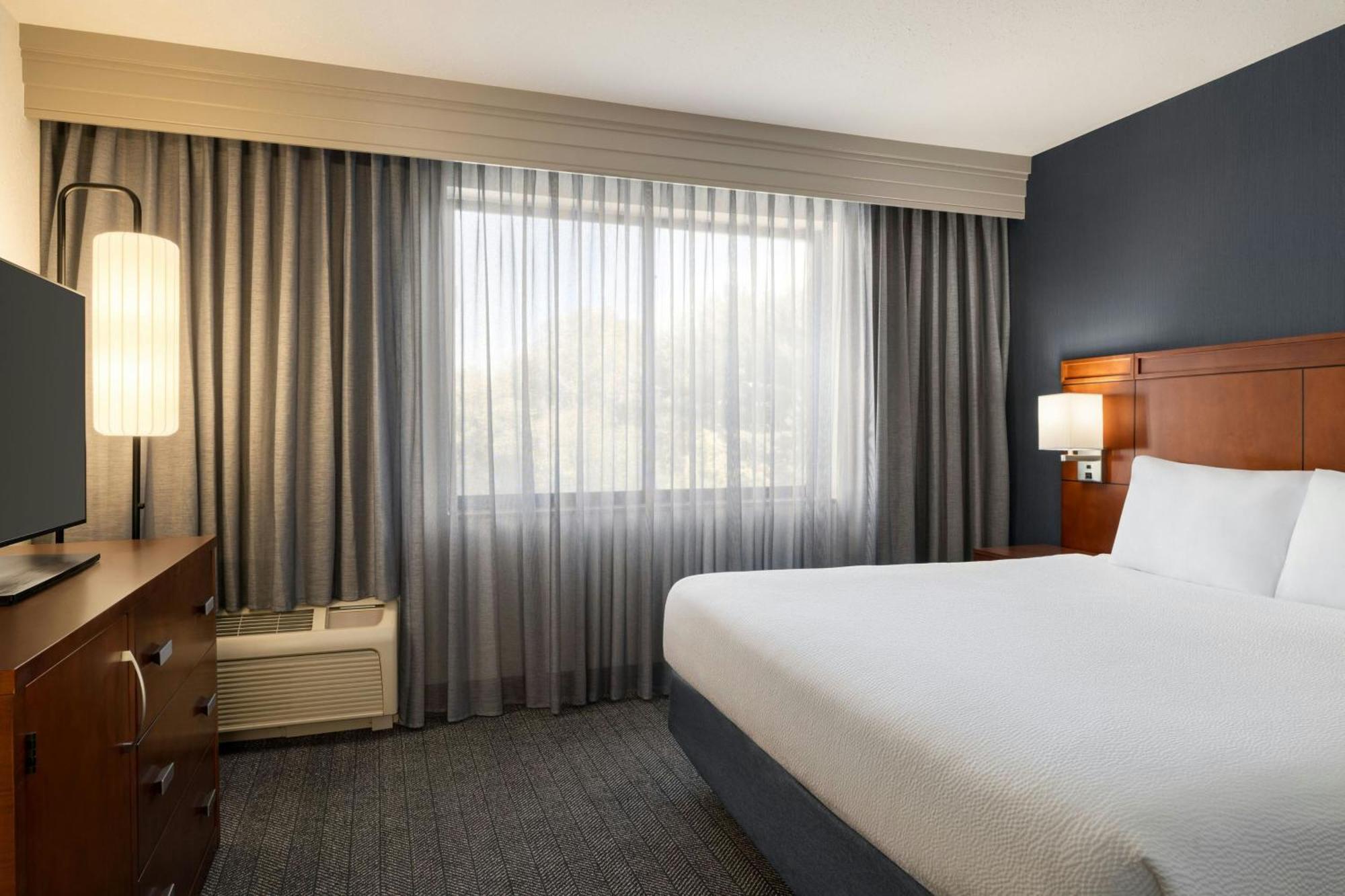 Hotel Courtyard Mt. Holly Westampton Extérieur photo